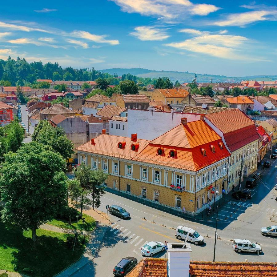 Haller Boutique Târgu-Mureş Buitenkant foto