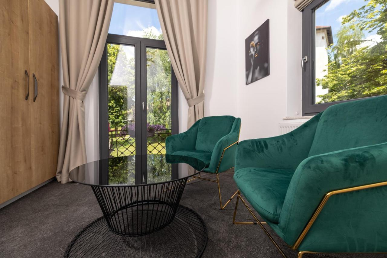 Haller Boutique Târgu-Mureş Buitenkant foto